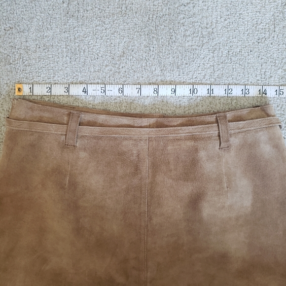 Two Piece Matching Leather Jacket & Skirt Set - Picture 8 of 11